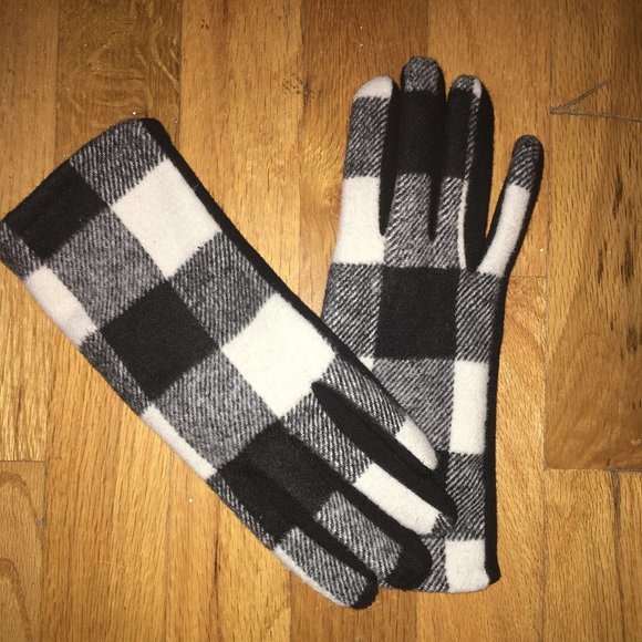 Black and White Gingham Texting Gloves - Picture 1 of 2